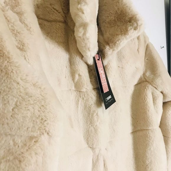 Cisono Faux Fur Jacket - Picture 3 of 5